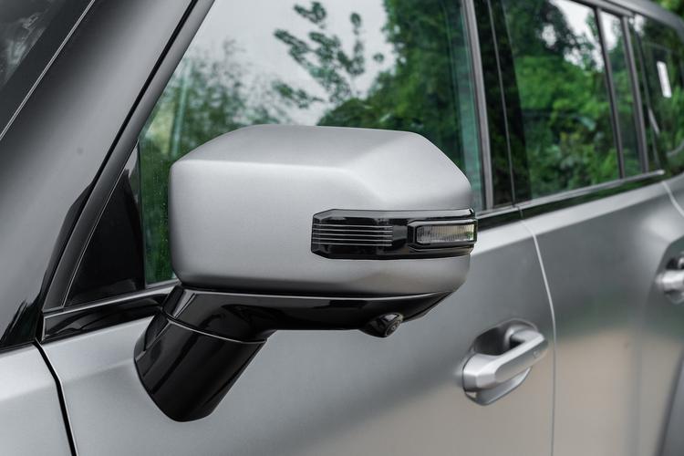 Фото машины 240