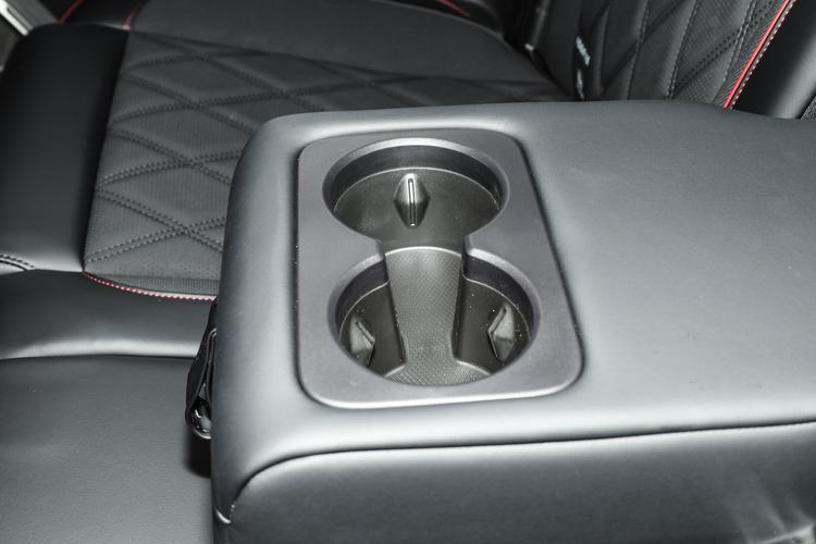 Фото машины 558