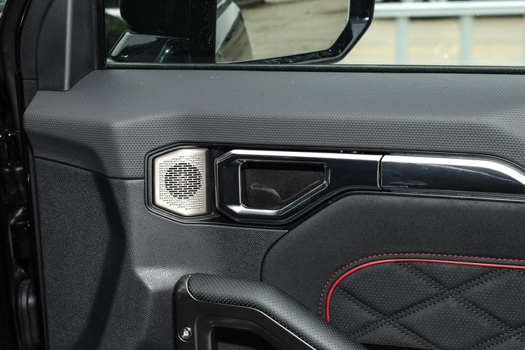 Фото машины 560