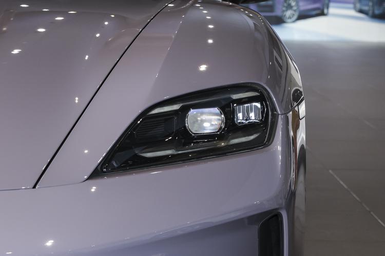 Бэкграунд машины