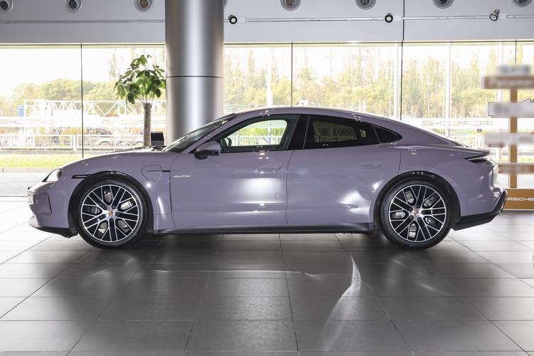 Фото машины 106