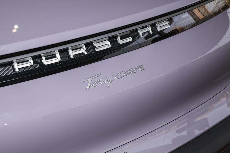 Фото машины 90