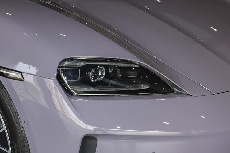 Фото машины 93