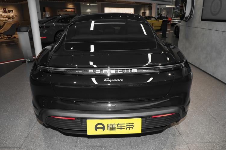 Фото машины 70