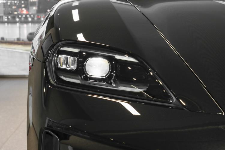 Фото машины 77