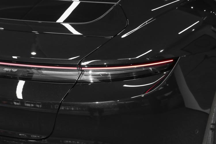 Фото машины 212