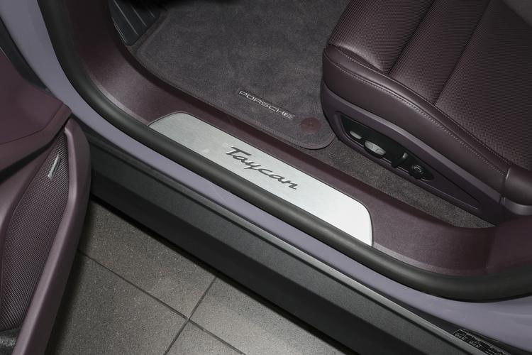 Фото машины 225