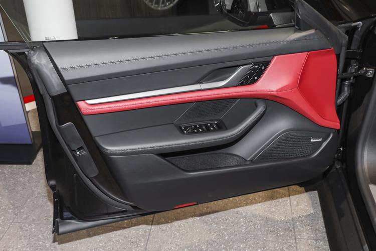 Фото машины 258