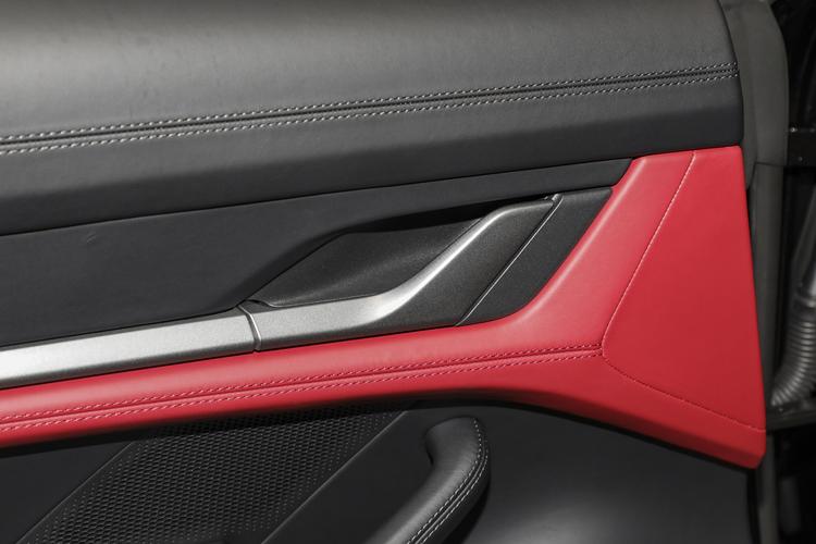 Фото машины 308