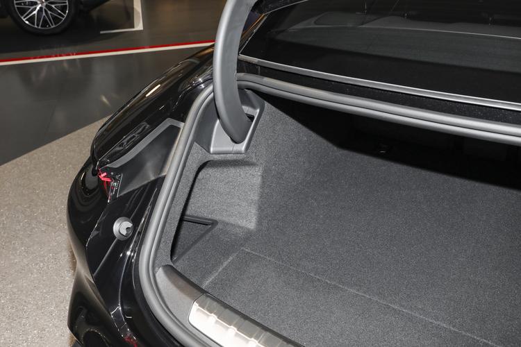 Фото машины 292