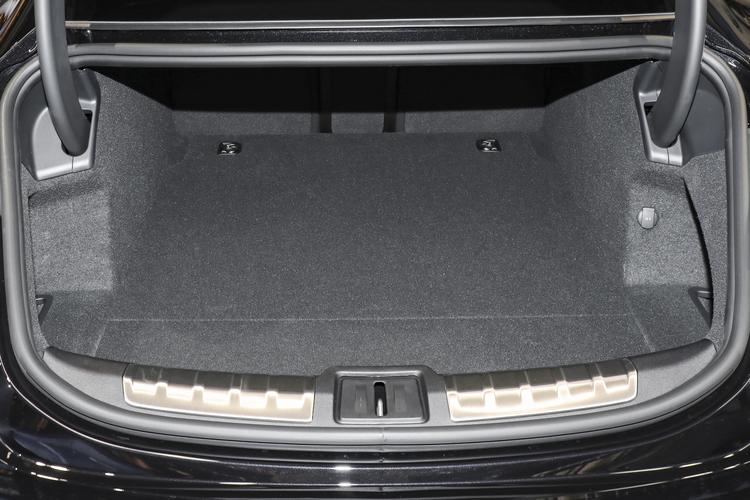 Фото машины 230