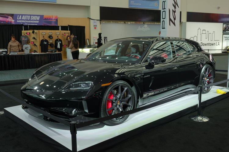 Фото машины 18