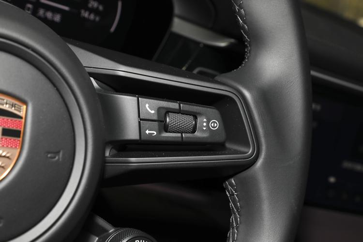 Фото машины 44