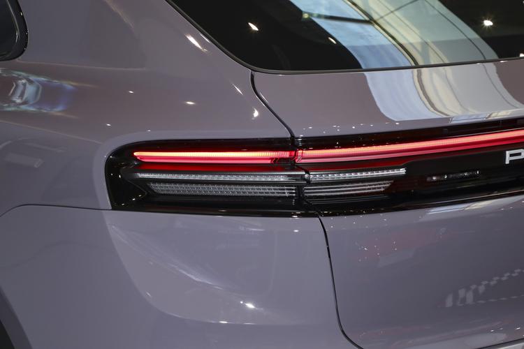 Фото машины 106