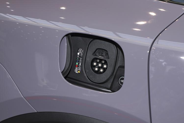 Фото машины 108