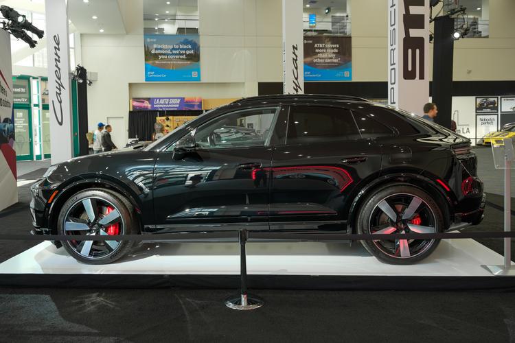 Фото машины 16