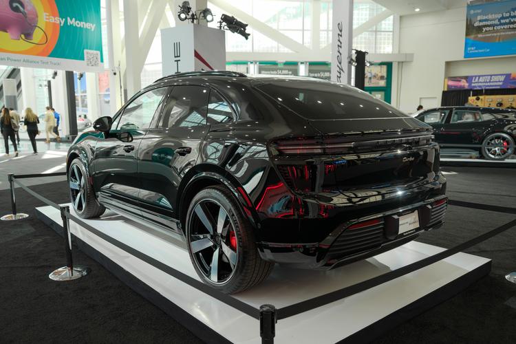 Фото машины 17