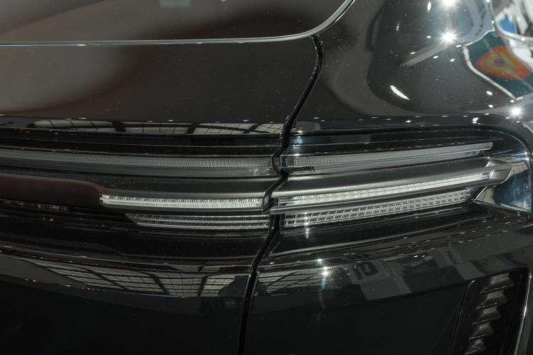 Фото машины 33