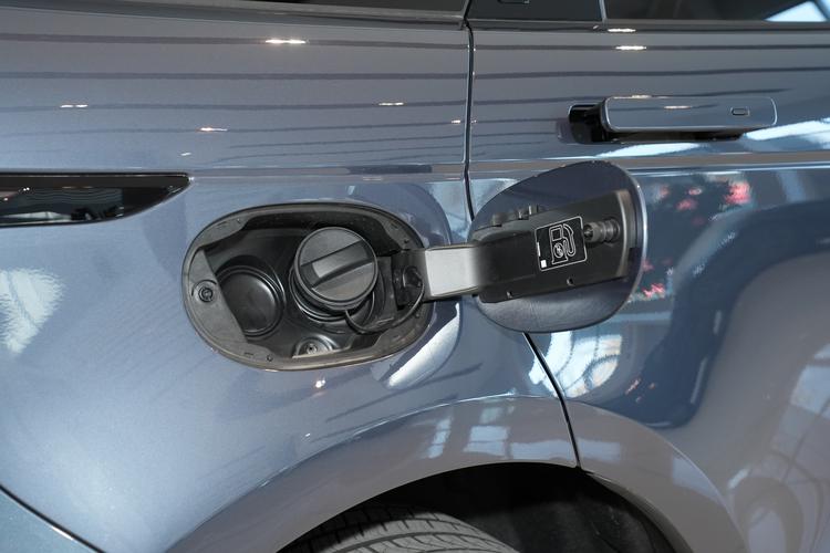 Фото машины 72