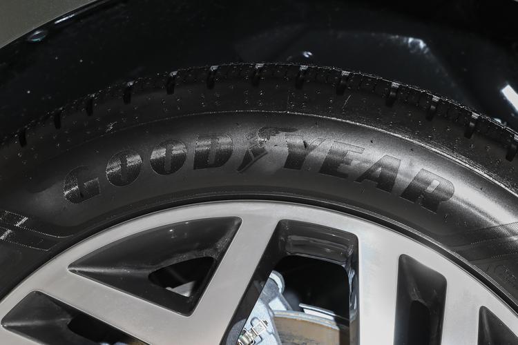 Фото машины 412