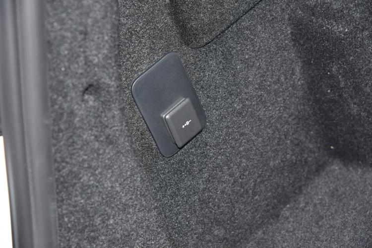 Фото машины 585