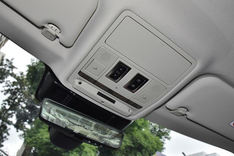 Фото машины 558