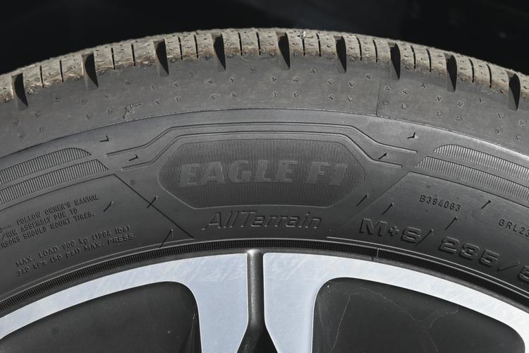 Фото машины 66