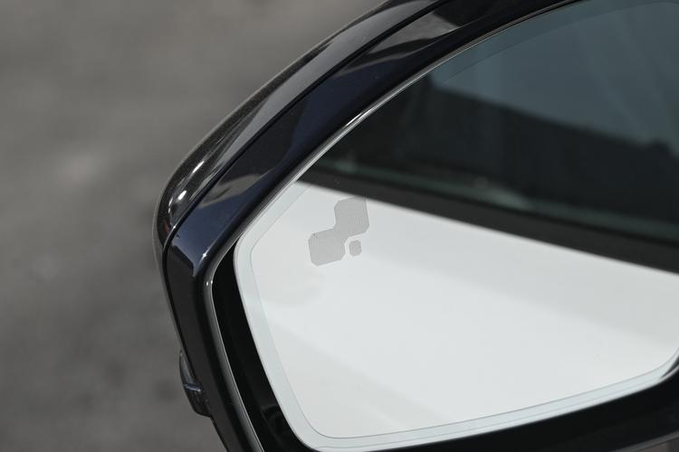 Фото машины 92