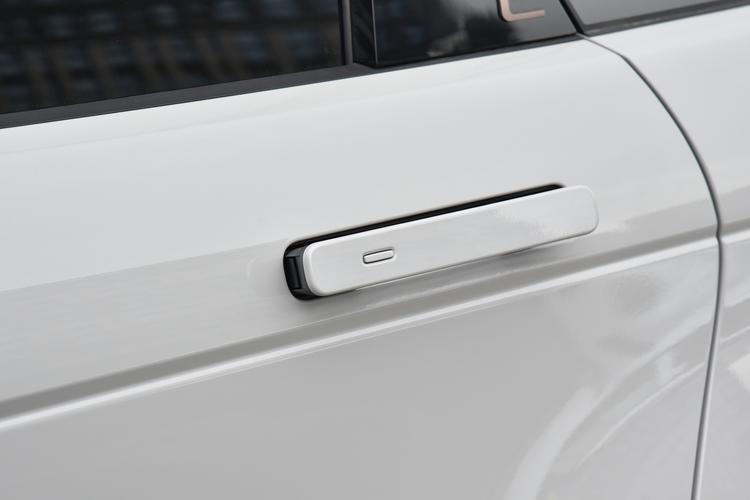 Фото машины 140