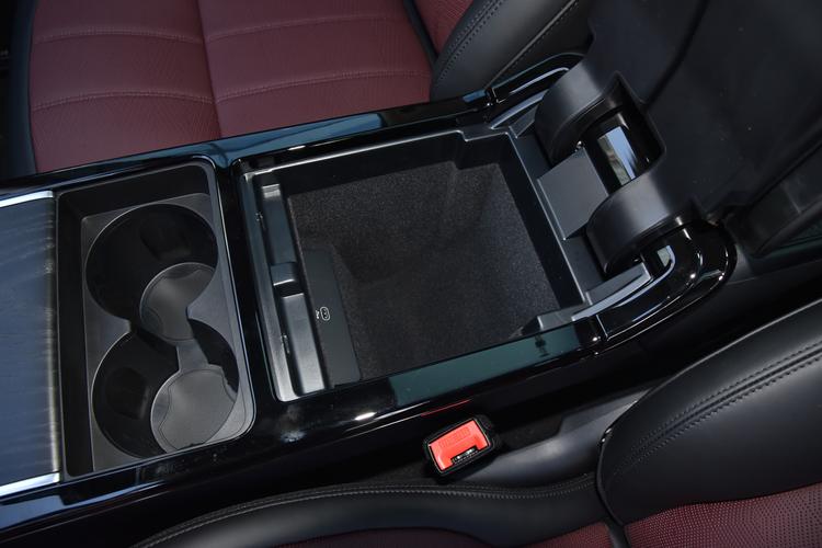 Фото машины 244