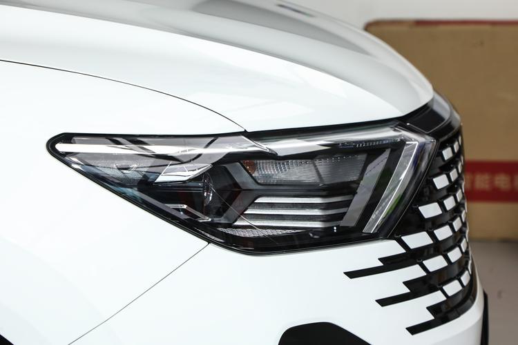 Фото машины 44