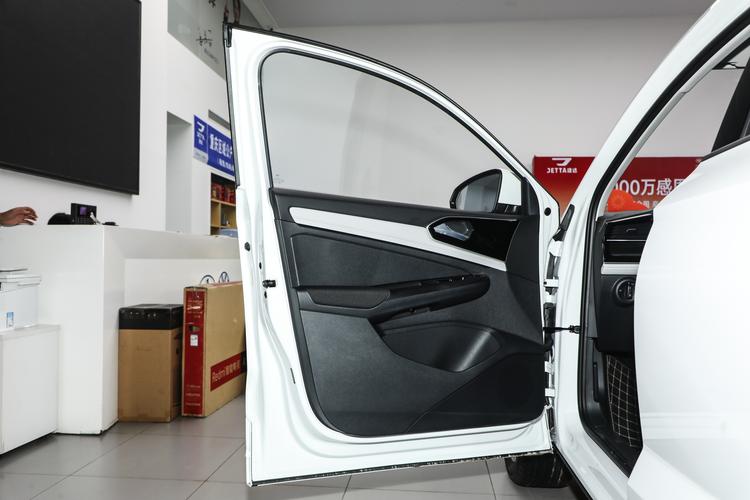 Фото машины 124