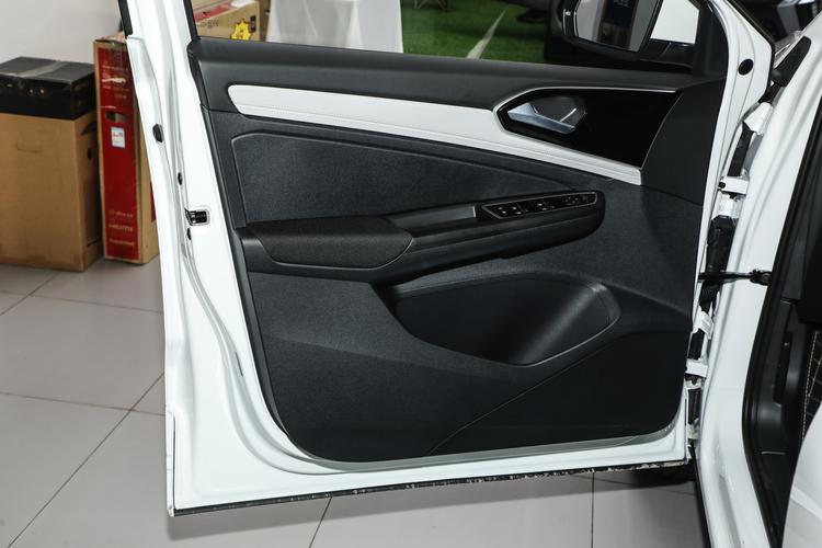 Фото машины 126