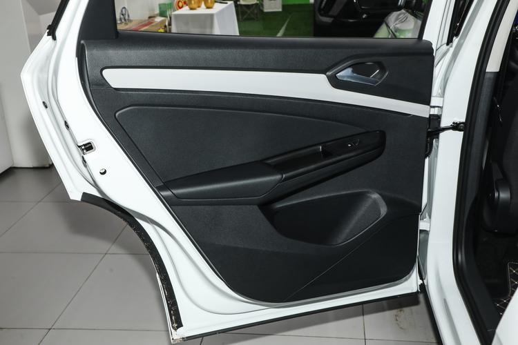 Фото машины 101