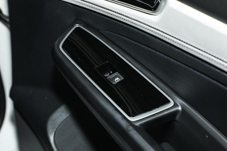 Фото машины 160