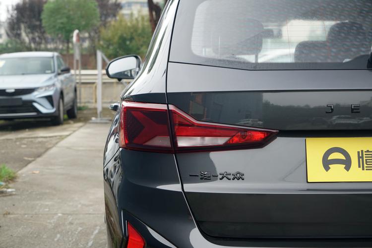 Фото машины 44