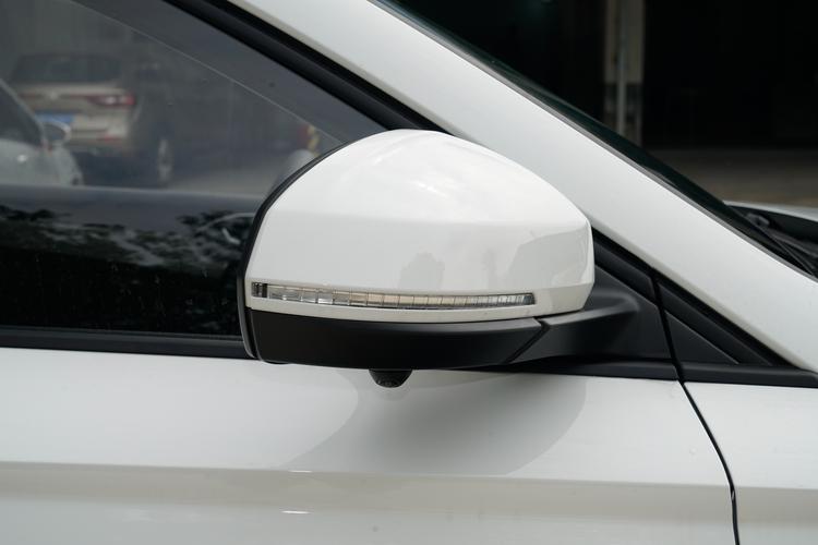 Фото машины 105