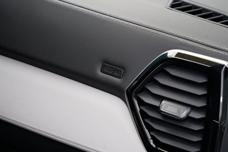 Фото машины 230