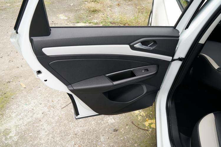 Фото машины 201