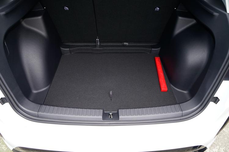 Фото машины 240