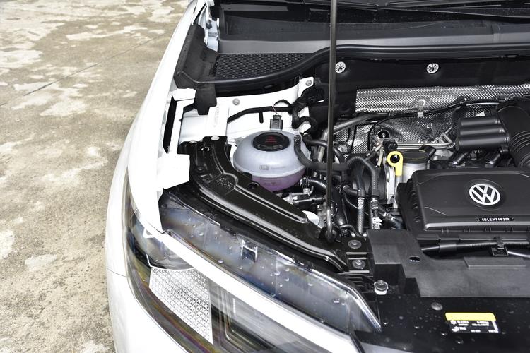 Фото машины 235