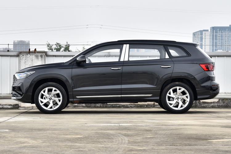 Фото машины 30