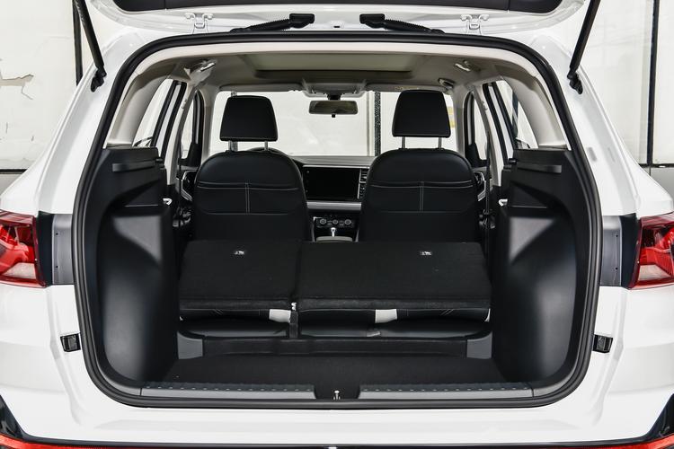 Фото машины 209