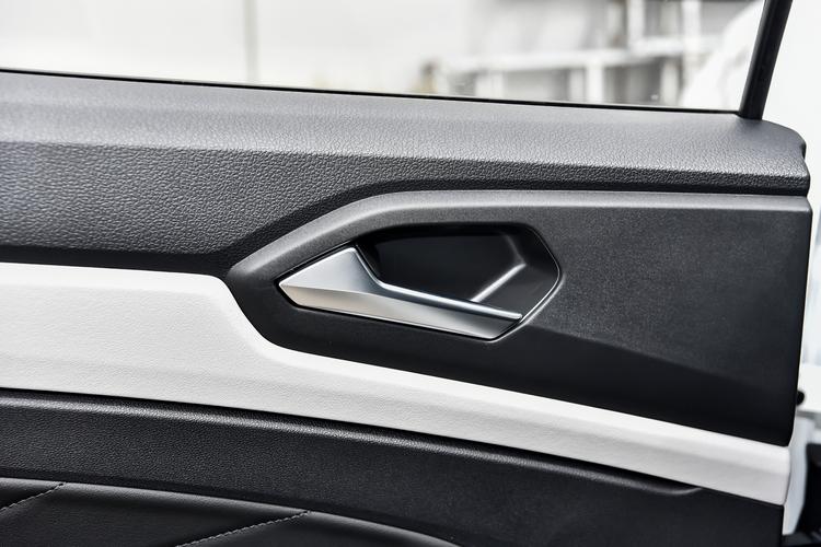 Фото машины 222