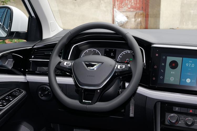 Фото машины 135