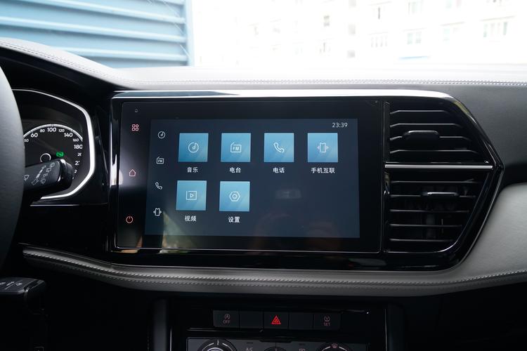 Фото машины 140