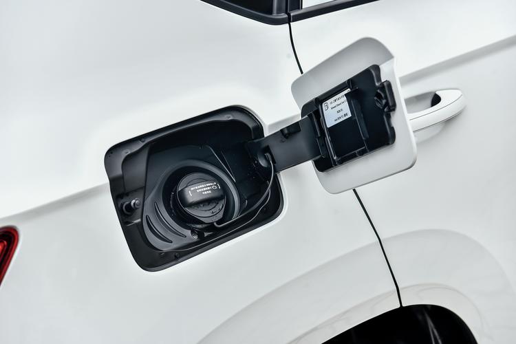 Фото машины 24