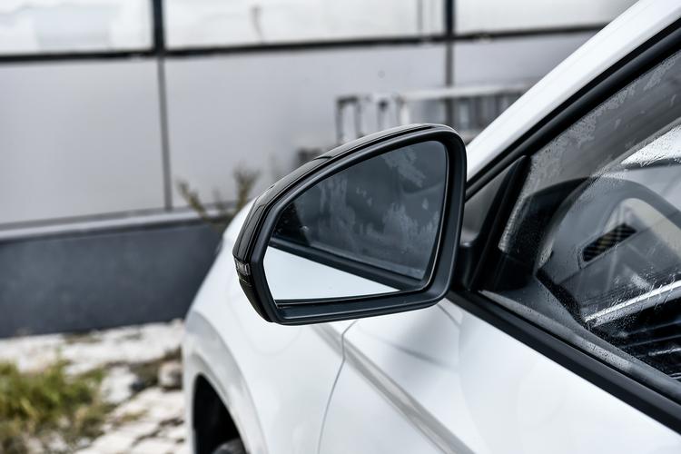 Фото машины 103