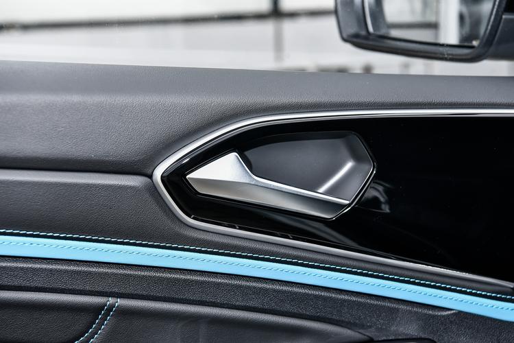 Фото машины 128