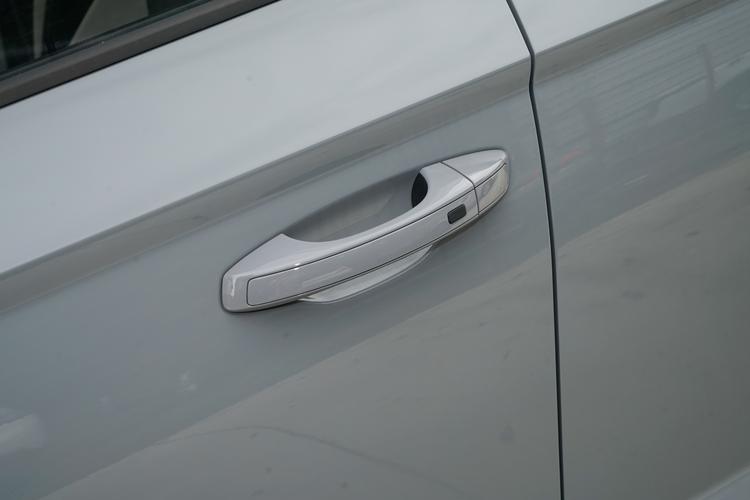 Фото машины 235